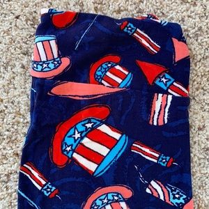 • Lularoe OS Leggings •